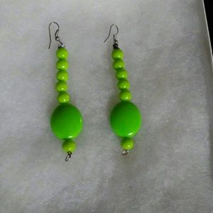 Bead drop earrings (Design by hand)